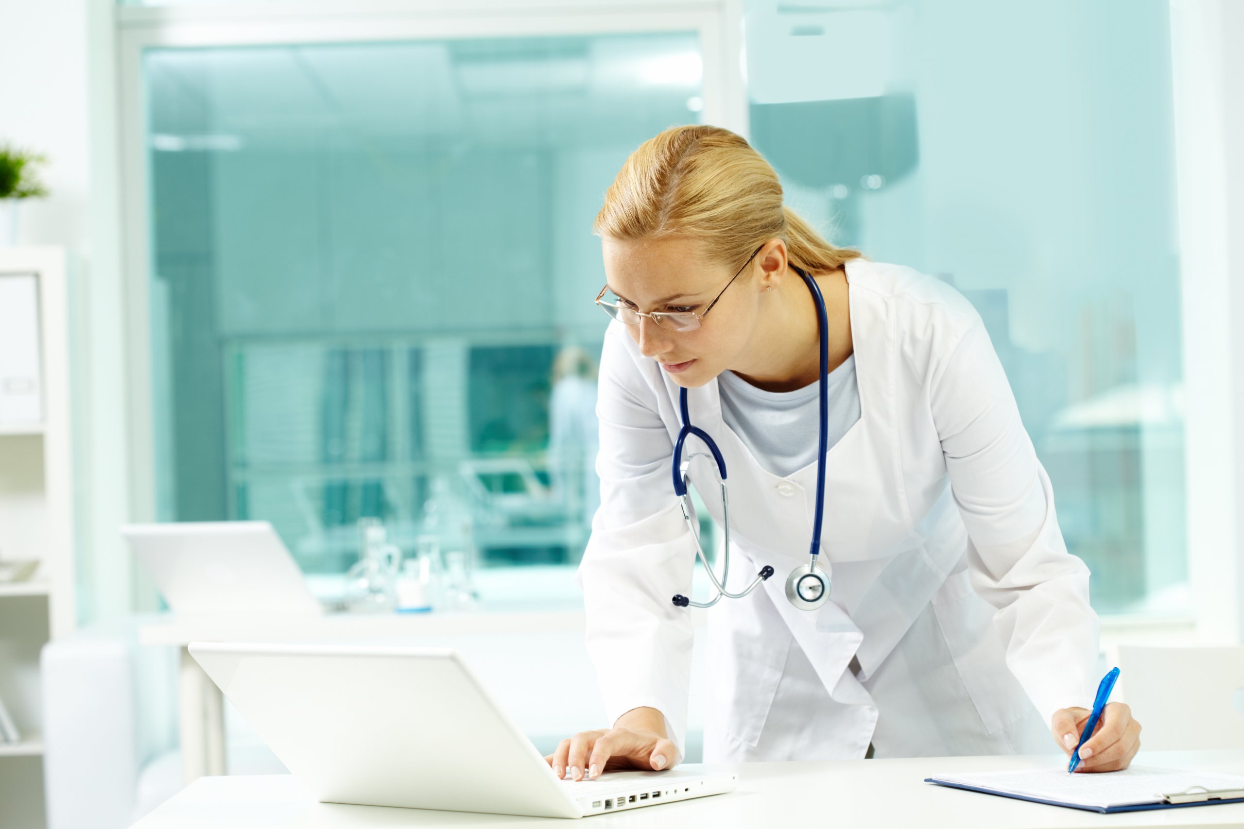 Read more about the article Medical Scrubs During Winter